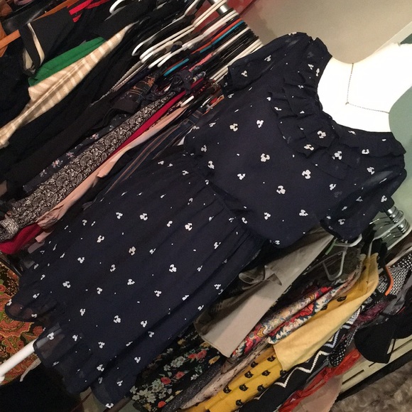 Comfy. - Picture 2 of 3